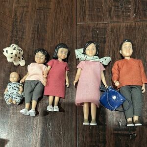 Lundby Family Doll Set with Accessories-not used